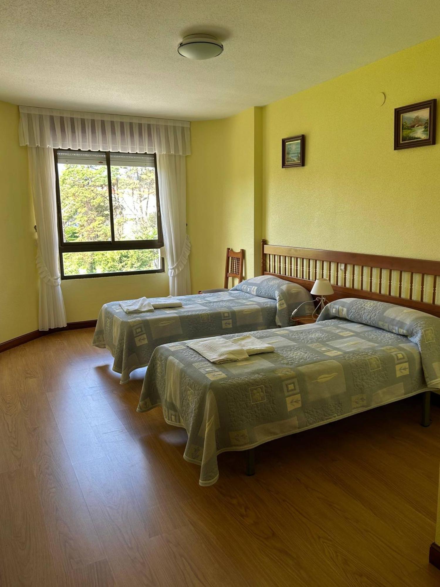 Apartamentos De La Hoz Isla Exterior photo
